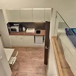 Welcome Home - A Studio Apt In District 7